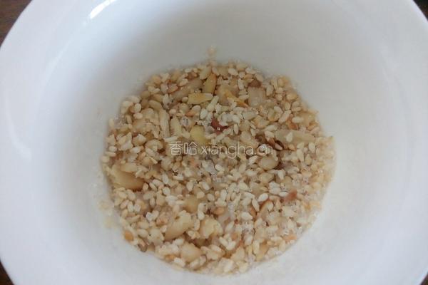 芝麻松仁汤圆的做法图解9