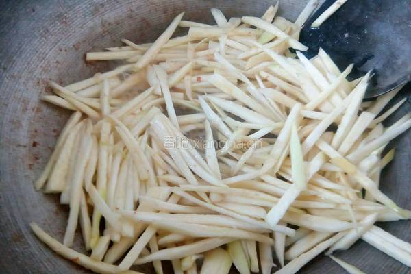 茭白牛肉丝的做法图解9