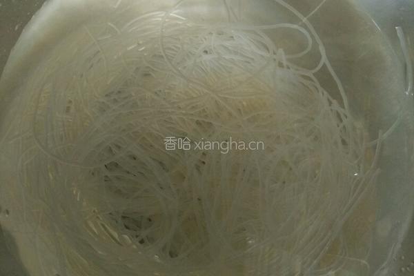 肉末薯粉的做法图解1