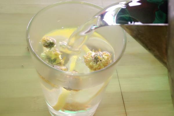 柠檬蜂蜜菊花茶的做法图解4