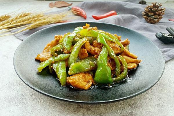 瘦肉炒青椒的做法图解9