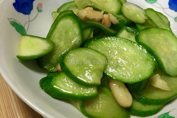 蒜炒青瓜片