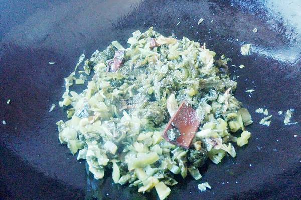 酸菜扣肉的做法图解9