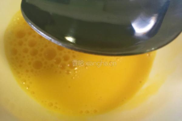 酸菜炒花饭的做法图解2