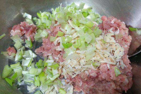 白菜香菇肉包子的做法图解9