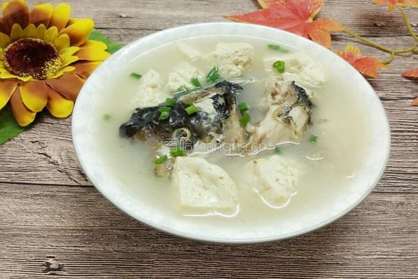 胖头鱼豆腐汤的做法图解7