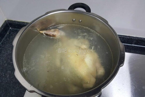 上海白斩鸡的做法图解2