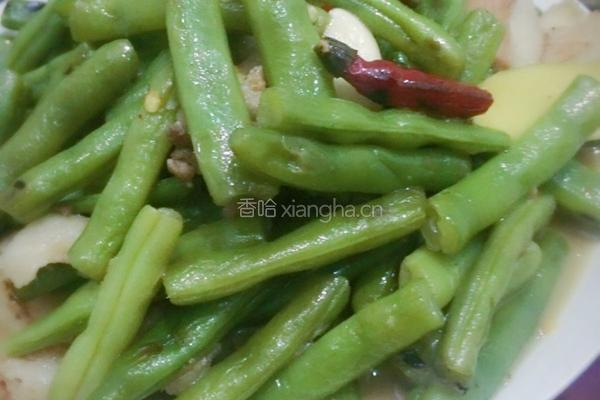 五花肉焖豆角