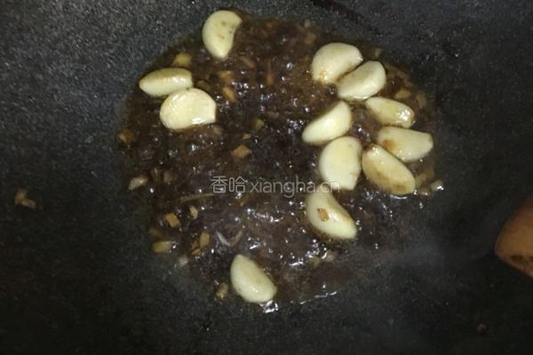 蒜烧海参的做法图解9