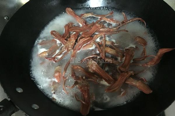 卤鸭舌的做法图解2