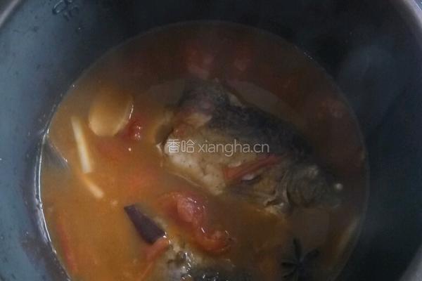 酥鲫鱼的做法图解7