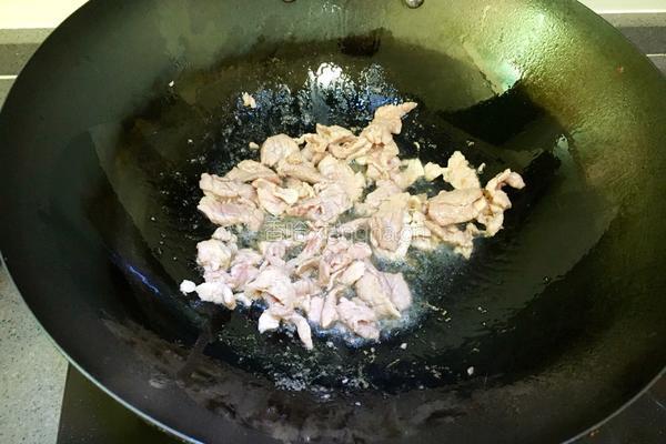 家常丝瓜炒肉的做法图解4