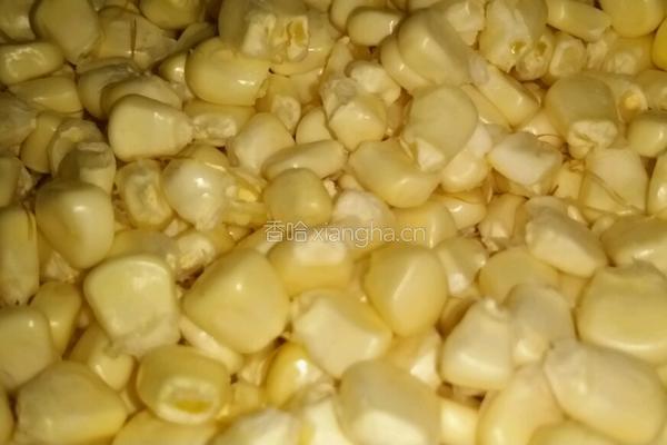 鲜玉米饼的做法图解1