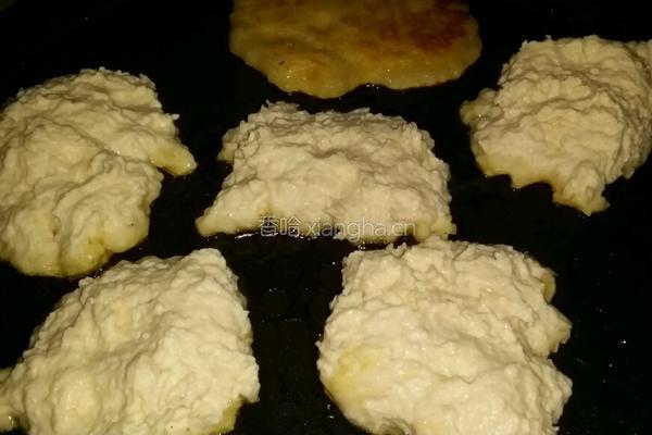 鲜玉米饼的做法图解3