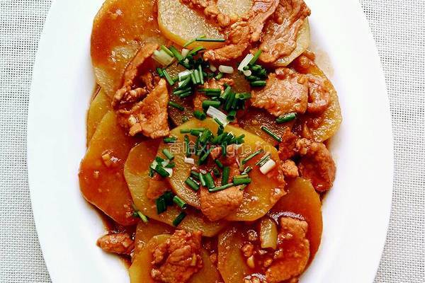 土豆片烧肉的做法图解9