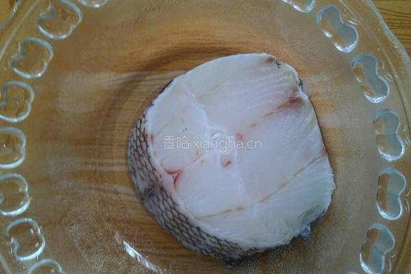 番茄酱汁鱼的做法图解1