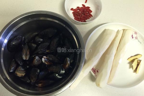 淡菜山药滋补汤的做法图解1