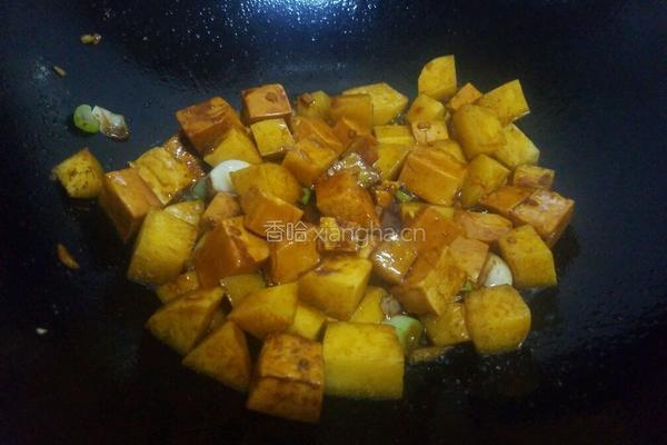 土豆烧豆腐的做法图解8