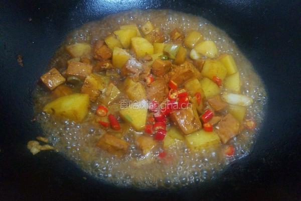 土豆烧豆腐的做法图解10