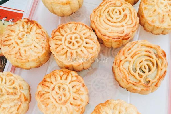蛋黄莲蓉月饼的做法图解16