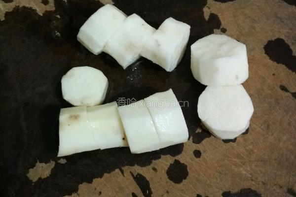 山药薏米芡实粥的做法图解3