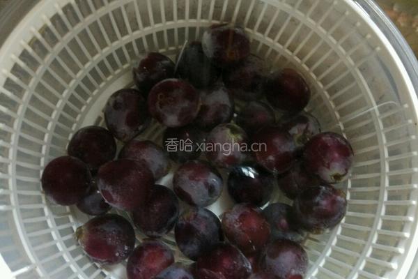 自酿红葡萄酒的做法图解1