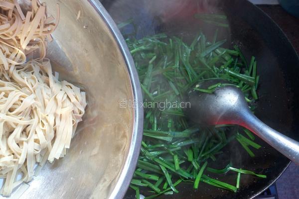 韭菜炒豆皮的做法图解6