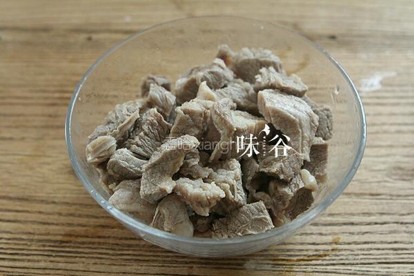 牛腩番茄汤的做法图解2