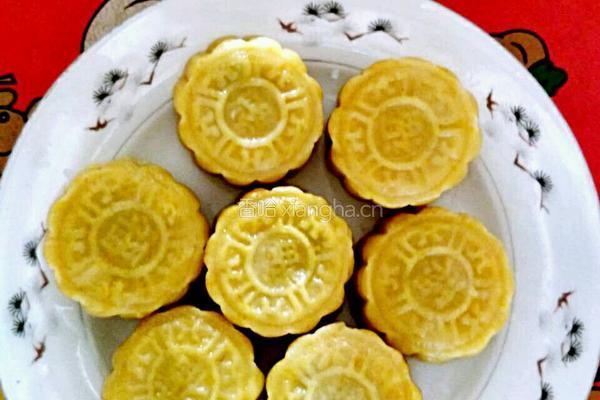 南瓜豆沙馅月饼的做法图解4