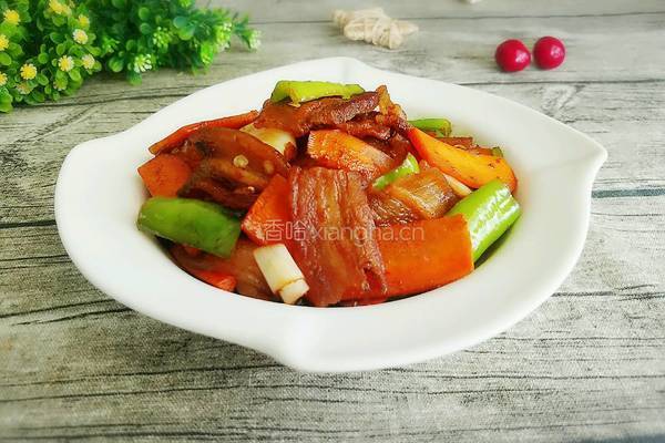 胡萝卜回锅肉的做法图解10
