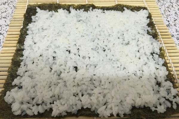 紫菜寿司卷的做法图解5