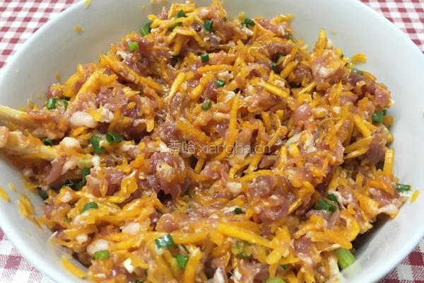 猪肉南瓜馅饺子的做法图解10