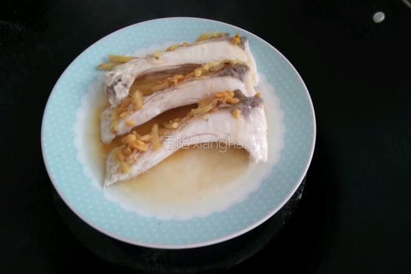 淸蒸草鱼的做法图解5