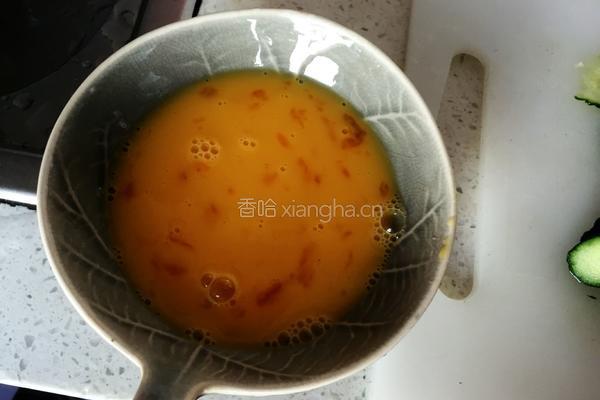 虾仁黄瓜炒蛋的做法图解5