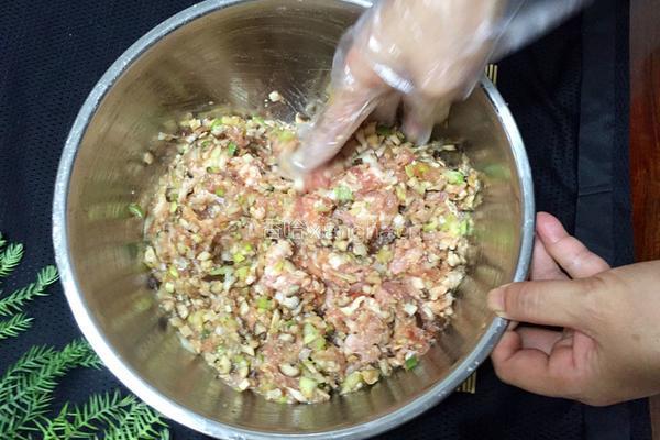 大葱香菇猪肉包的做法图解7