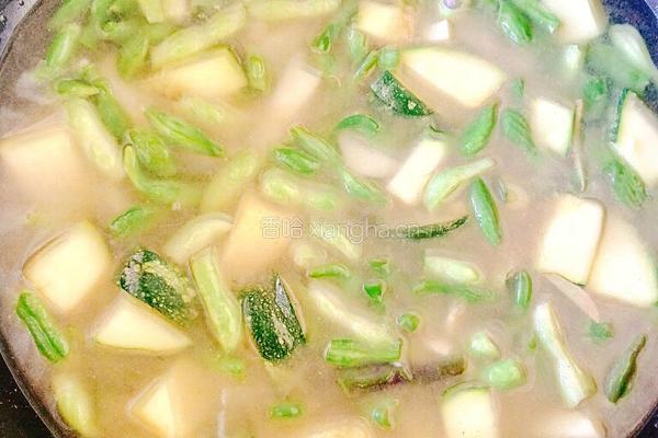 土豆豆角炖南瓜的做法图解7