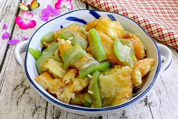 油条炒丝瓜的做法图解5