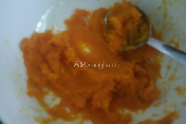 自制南瓜饺子皮的做法图解2