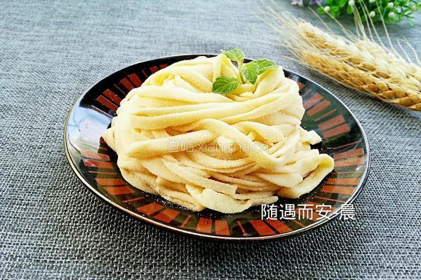 擀面条的做法图解12