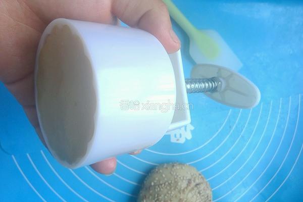 花生月饼的做法图解6