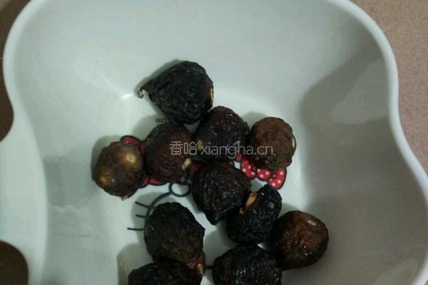 无花果炖猪脚的做法图解4