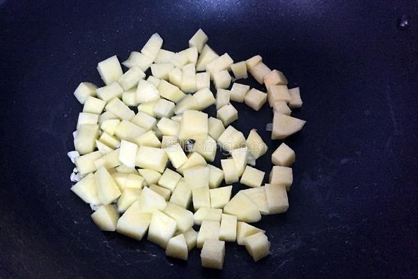 虾仁炒土豆的做法图解6