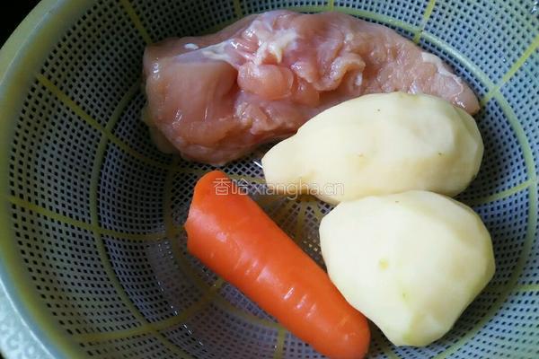 土豆鸡肉焖饭的做法图解2