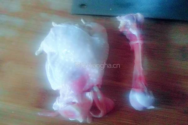 海鲜茹炒鸡腿肉的做法图解2