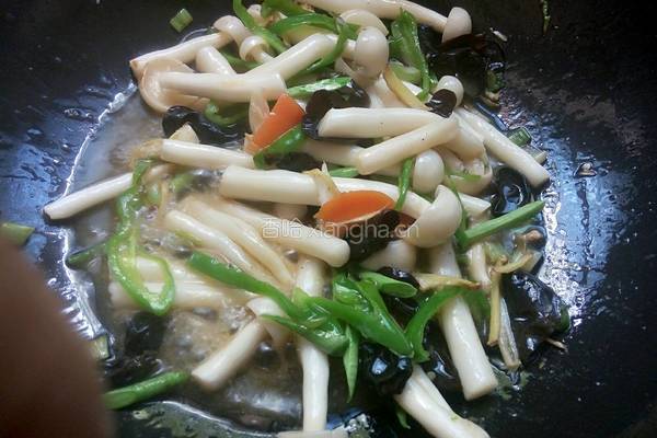 海鲜茹炒鸡腿肉的做法图解7