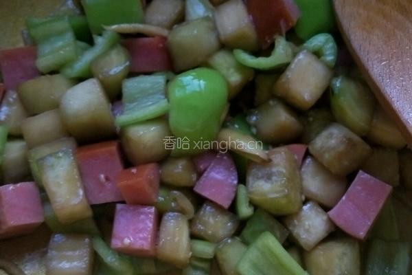 茄子炒火腿的做法图解5