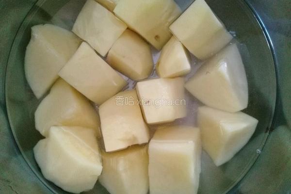 红烧鸡肉土豆的做法图解5