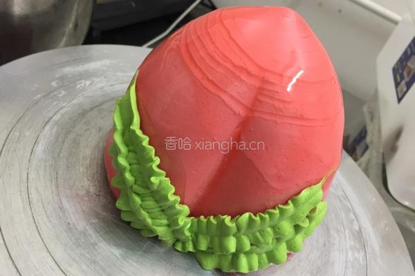 寿桃蛋糕的做法图解7