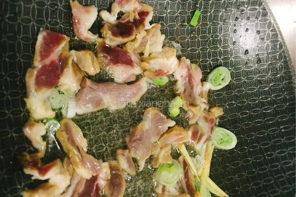 腊肉炖土豆的做法图解3