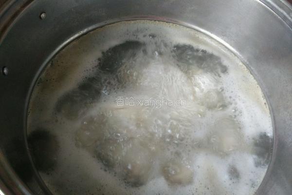 竹笋炖鸡的做法图解5